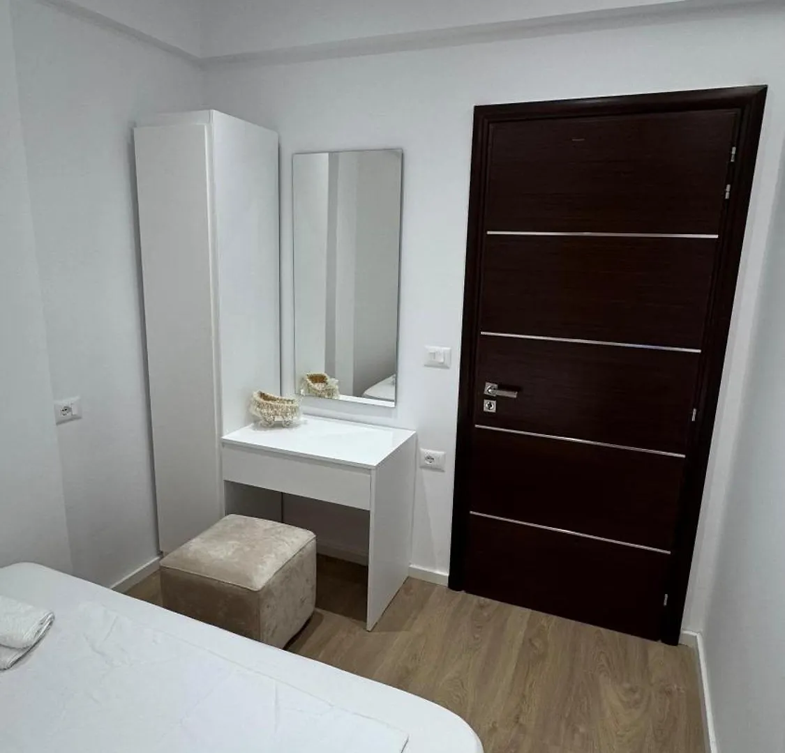 Salt & Sky 11 Apartament Saranda